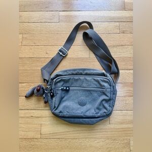 Kipling JAMIE Crossbody Bag in Grey VERY GOOD Condition